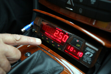 Comune Trento rifinanzia buoni taxi per donne, over75 e disabili