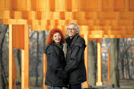 ANSA/The gates, l'installazione rivive a Ny in realtà aumentata Nel 2005 Christo e Jeanne-Claude tinsero di giallo Central Park