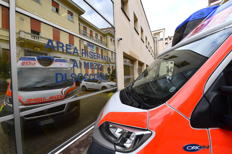 - RIPRODUZIONE RISERVATA