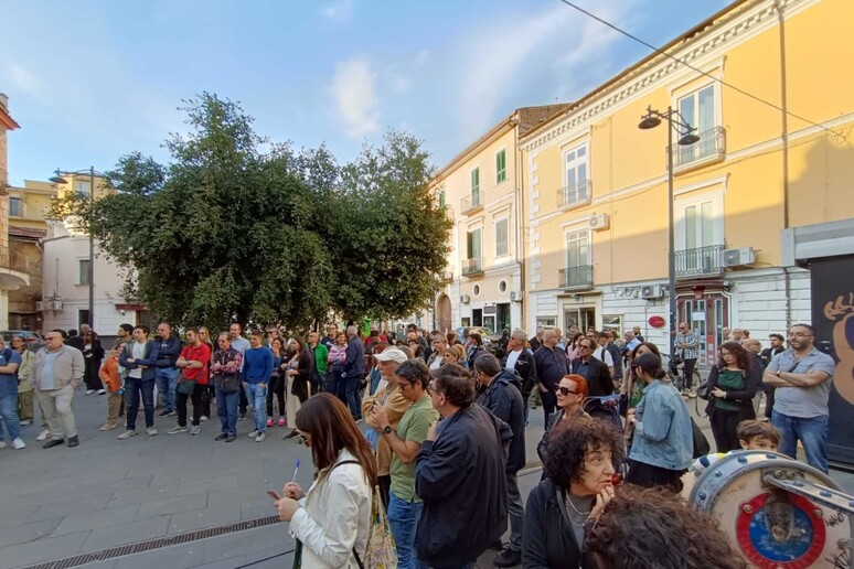 - RIPRODUZIONE RISERVATA