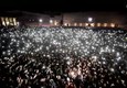 Pino Daniele: 100mila in piazza cantano nel suo ricordo © ANSA