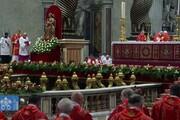 Il cardinale Re a Parolin: 'Auguri... e doppi'