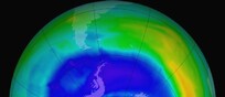 Elaborazione grafica della rappresentazione grafica della Nasa della riduzione del buco dell'ozono (fonte: Stuart Rankin da Flickr CC BY-NC 2.0)