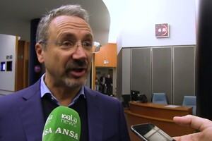 Pedicini: "Al lavoro con Santoro per le Europee" (ANSA)