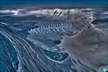 Nei ghiacci antartici la spia che la temperatura globale sta aumentando più velocemente del previsto (fonte: Chris Larsen, NASA's Operation IceBridge mission da Flickr CC BY-NC 2.0)