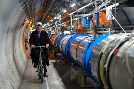 Il tunnel dell'acceleratore Lhc