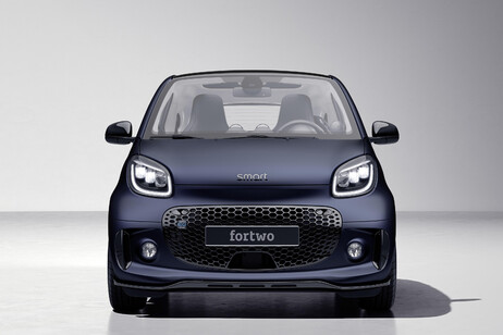 Con usato certificato disponibili le ultime smart EQ fortwo