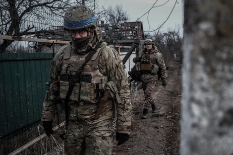 Ukrainian soldiers