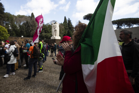 Una manifestazione per il 25 Aprile