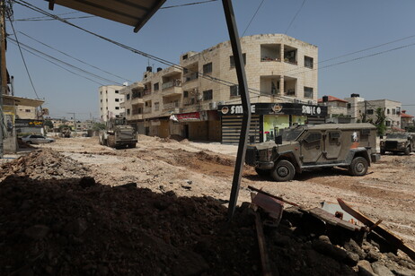 Isareli army operation in the West Bank city of Jenin