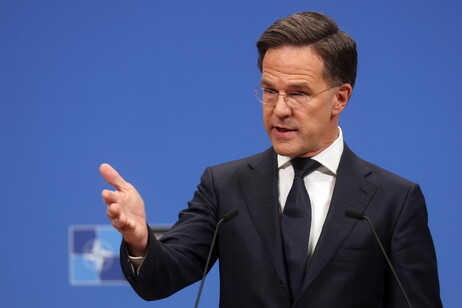 Rutte: "In Ucraina non ci sia Minsk 3, tutti devono essere d'accordo"