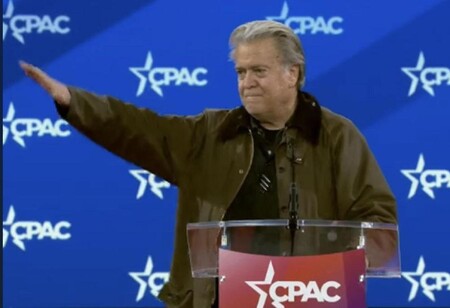 ++ Bannon accusato di aver fatto il saluto nazista al Cpac ++