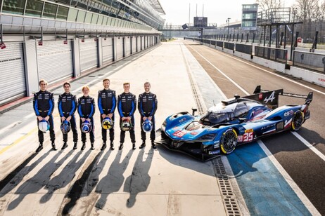 Wec, Alpine presenta gli equipaggi 2025 della hypercar A424