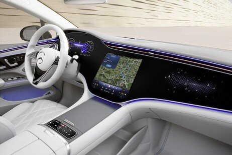 Aggiornamento 'on air' per 2 milioni di Mercedes-Benz