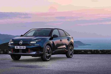 Citroën C4 "Collection", alla base comfort e connettività