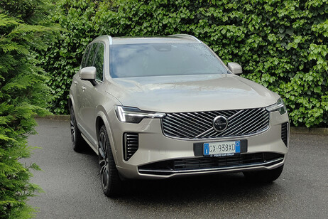 Volvo XC90 T8 Phev