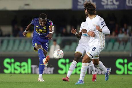 Soccer: Serie A; Hellas Verona FC vs Cagliari Calcio