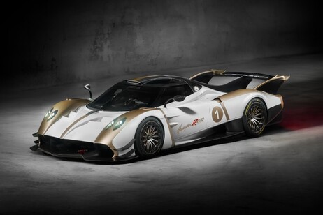 Pagani Huayra R Evo Roadster sarà protagonista al MIMO 2025