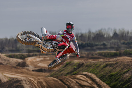 Ducati Desmo450 MX