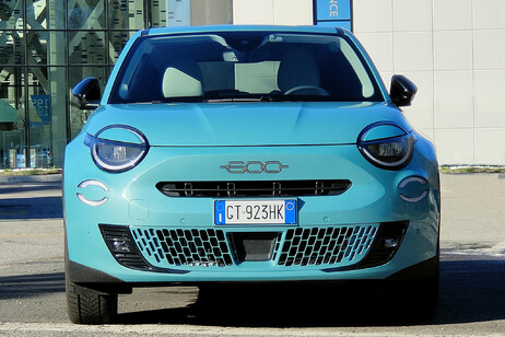 Fiat 600 Hybrid 100 Cv