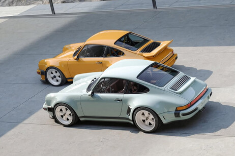 Porsche 911 by Singer