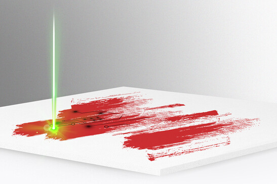 La luce laser trasforma il colorante in grafene e traccia un circuito (fonte: Scuola Superiore Sant'Anna)