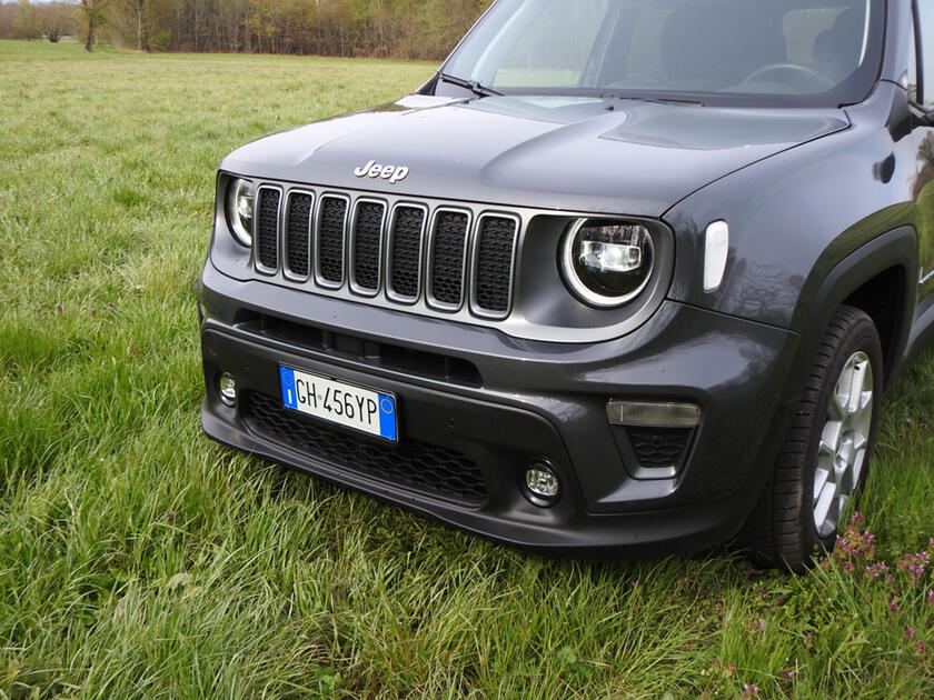 Jeep Renegade e-Hybrid - RIPRODUZIONE RISERVATA