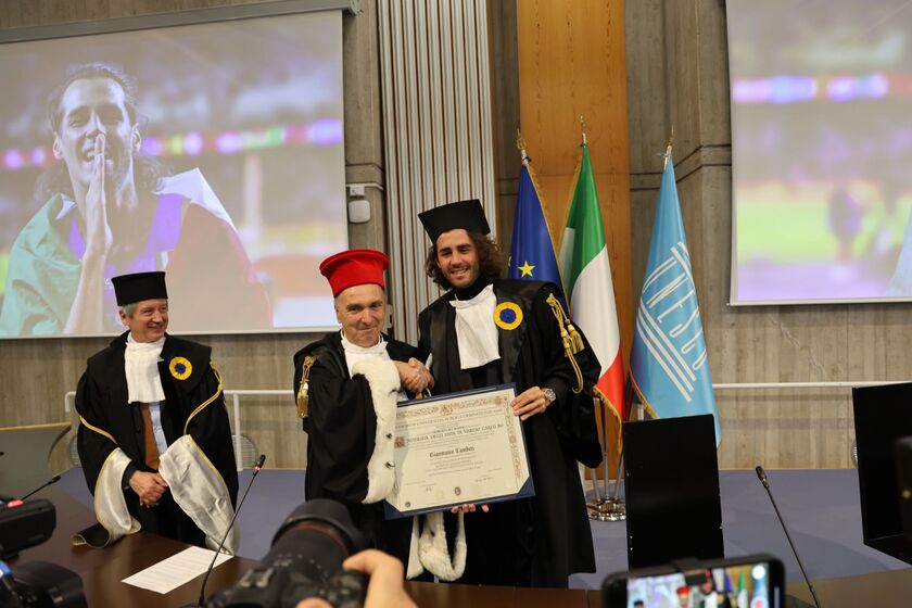 Laurea magistrale honoris causa in Scienze dello Sport a Gianmarco Tamberi