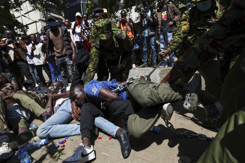 People protests against abductions in Kenya