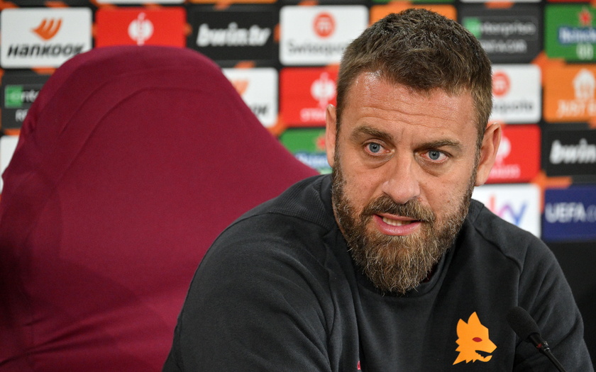 UEFA Europa League semifinals MD-1 - AS Roma press conference