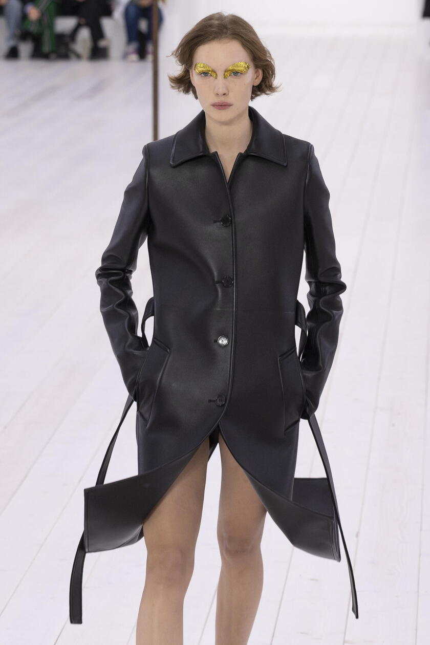 Loewe - Runway - Paris Fashion Week Womenswear S/S 2025