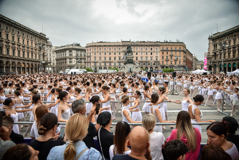 OnDance dance festival at Piazza Duomo in Milan