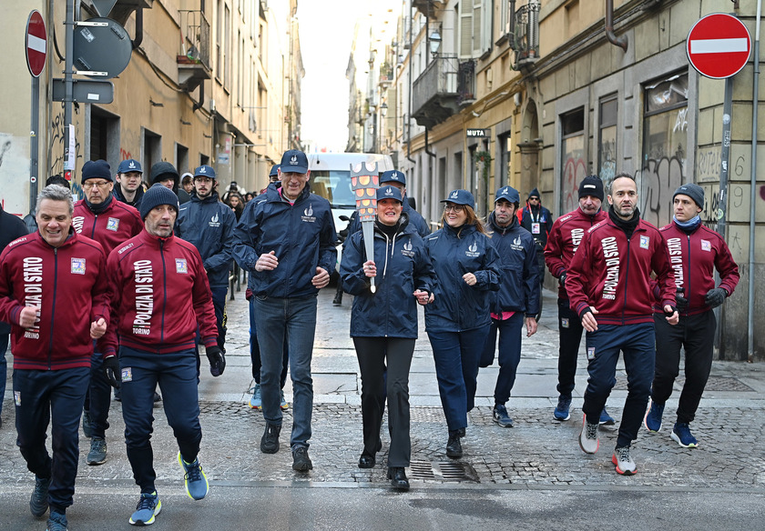 Fiaccola Universiadi a Torino, sindaco e assessori tedofori