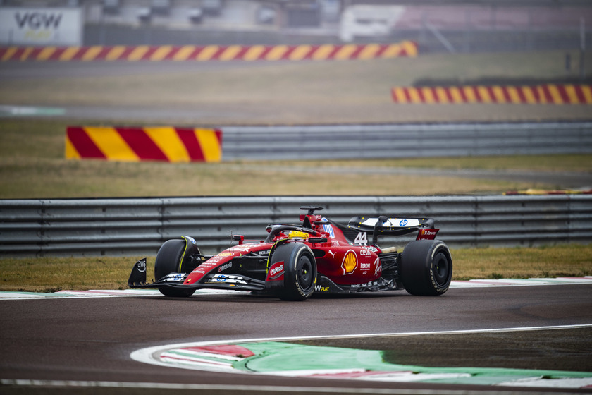 F1 - LEWIS HAMILTON TESTS FIORANO