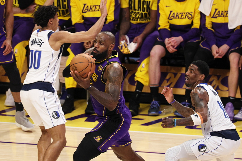 NBA - Dallas Mavericks at Los Angeles Lakers