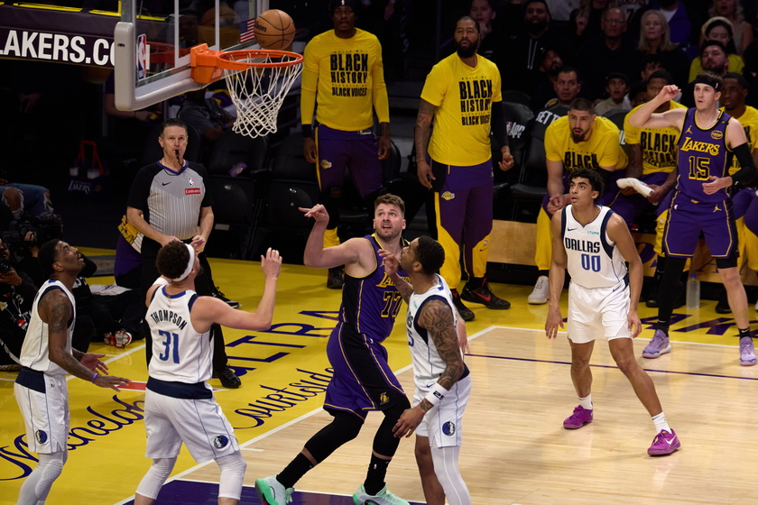 NBA - Dallas Mavericks at Los Angeles Lakers