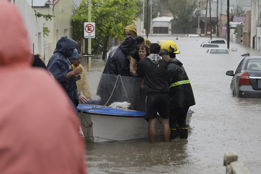 Floods after heavy rainfall in Bahia Blanca