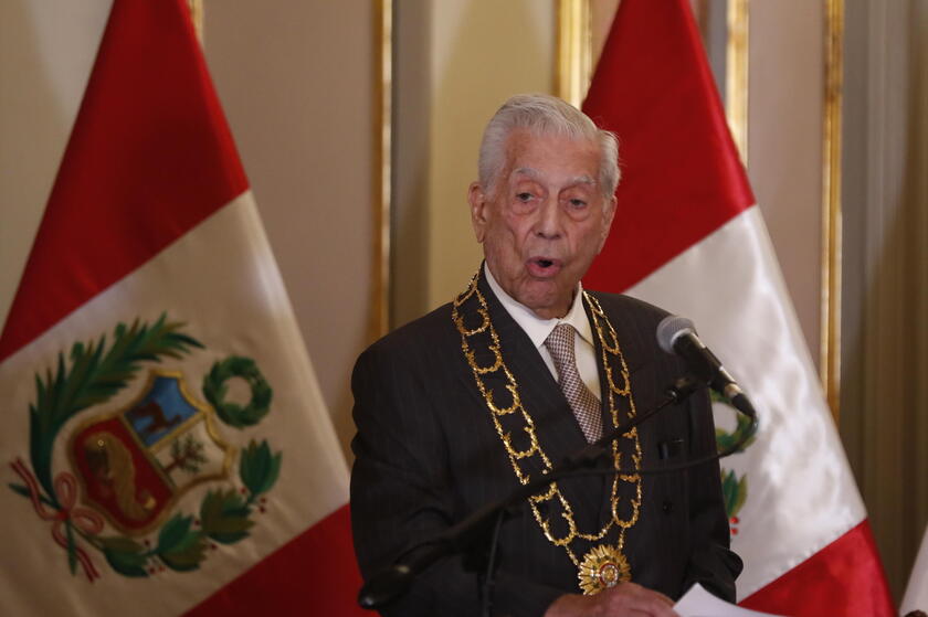 President of Peru awards the highest official decoration to writer Mario Vargas Llosa