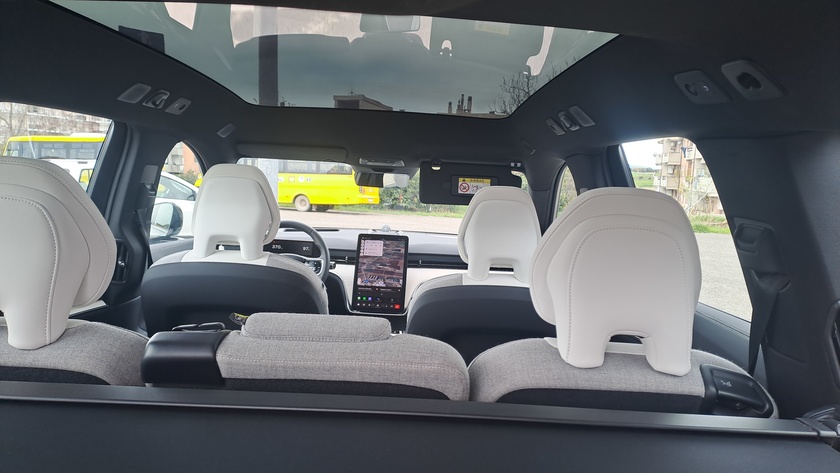 Volvo EX90