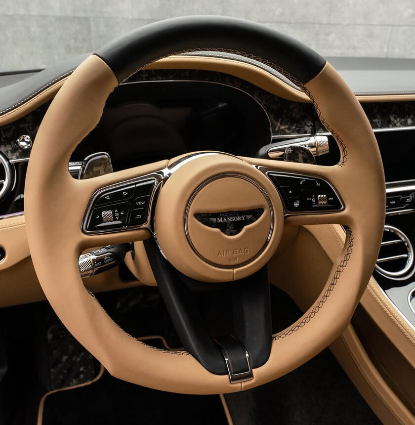 Bentley Contiental GT, è più aggressiva con la cura Mansory