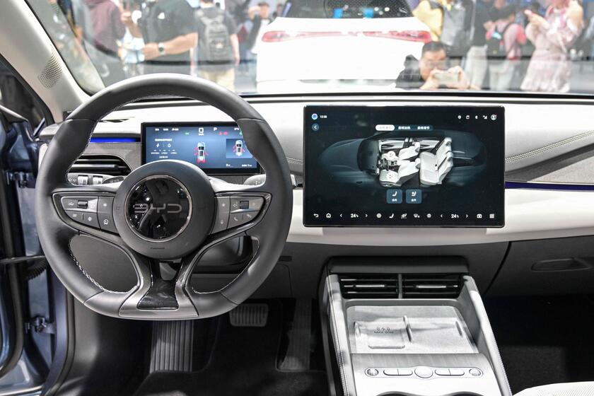 Cina, a Shangai il salone internazionale dell'automobile