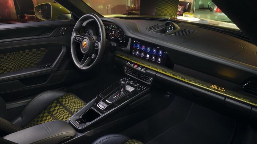 Nuova Porsche 911 Spirit 70