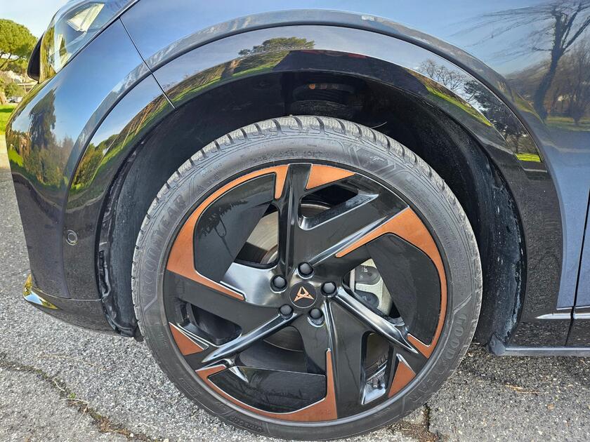 Cupra Tavascan VZ