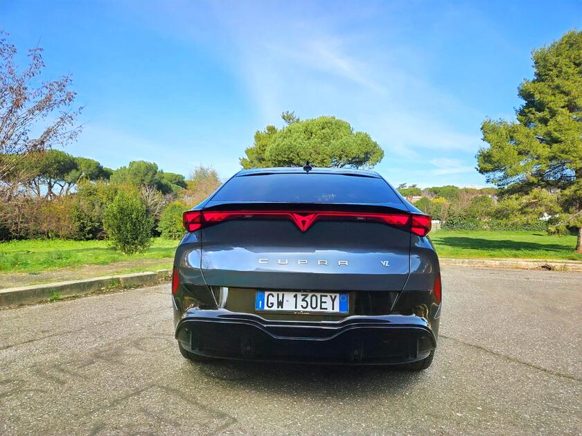 Cupra Tavascan VZ