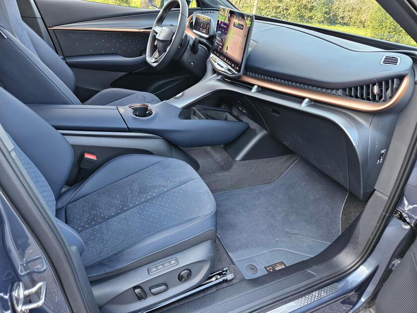 Cupra Tavascan VZ