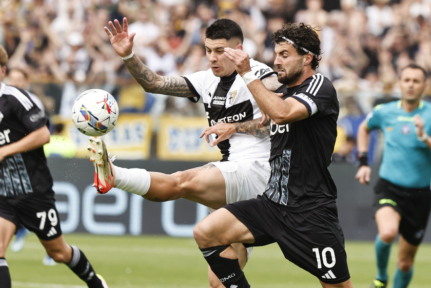 Soccer: Serie A ; Parma - Como