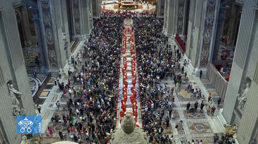 RIPRODUZIONE RISERVATA