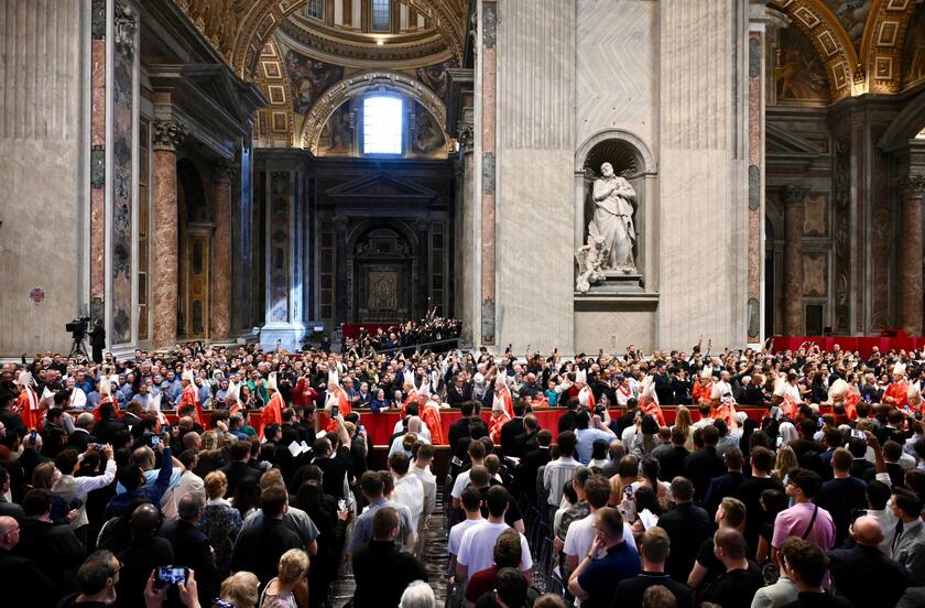 RIPRODUZIONE RISERVATA