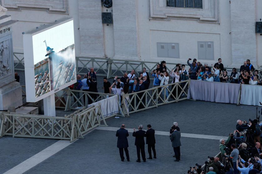 RIPRODUZIONE RISERVATA