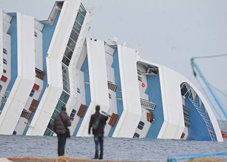 NAVE COSTA: MINISTERO AMBIENTE, MANTENERE PRESIDIO MEZZI